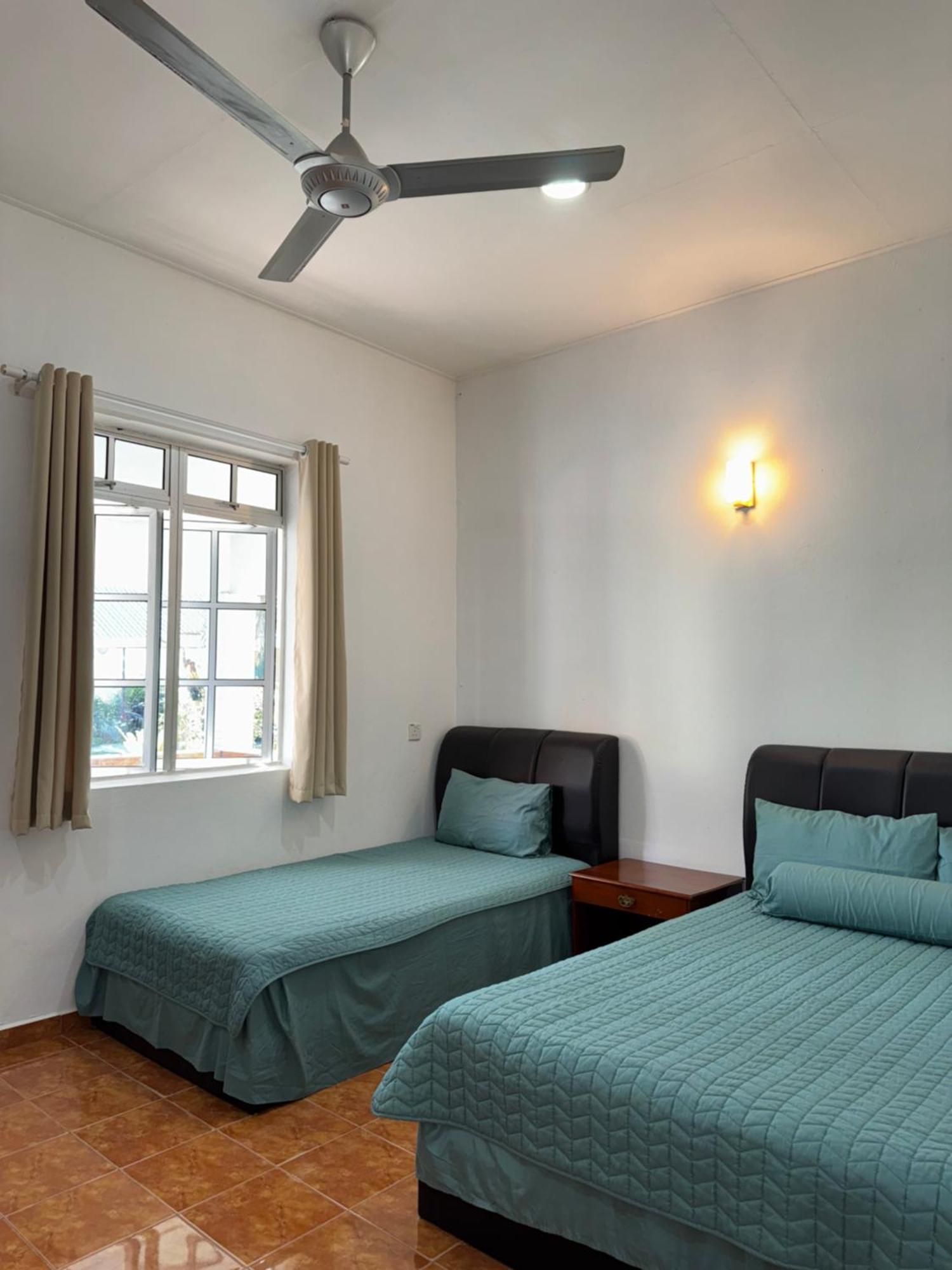 פנתאי צנאנג Cenang Room Rahsia Motel מראה חיצוני תמונה